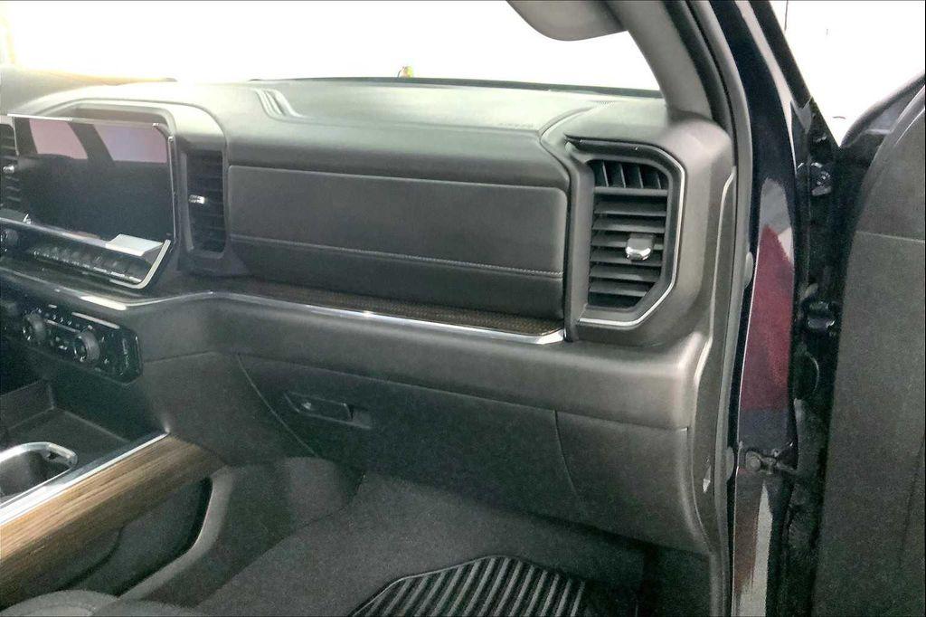 used 2024 Chevrolet Silverado 1500 car, priced at $38,583