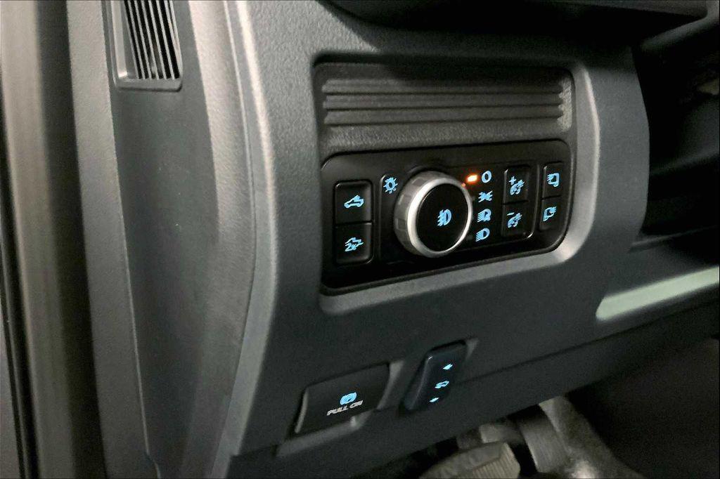 new 2025 Ford F-250 car, priced at $75,305