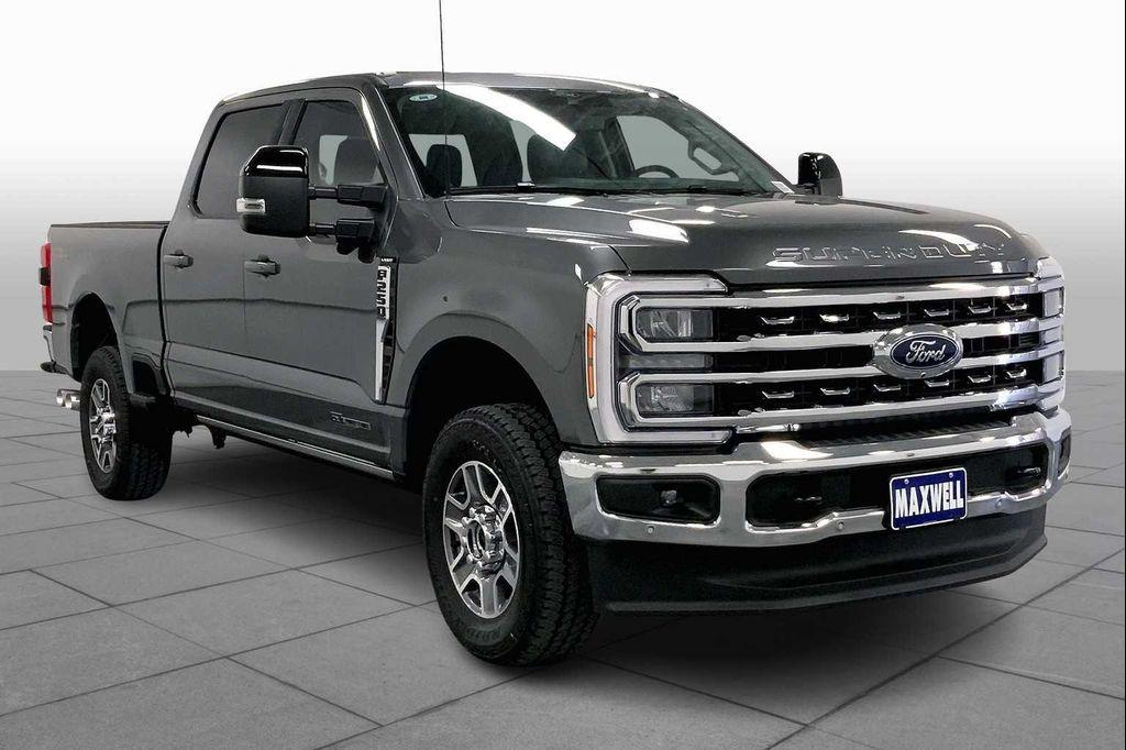 new 2025 Ford F-250 car, priced at $75,305