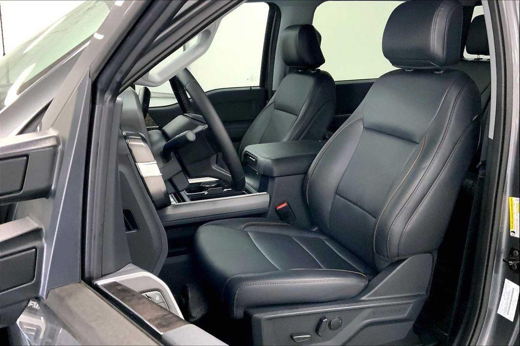 new 2025 Ford F-250 car, priced at $75,305