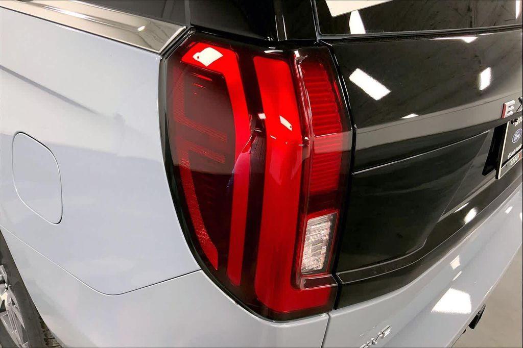 new 2025 Ford Expedition Max car, priced at $70,623