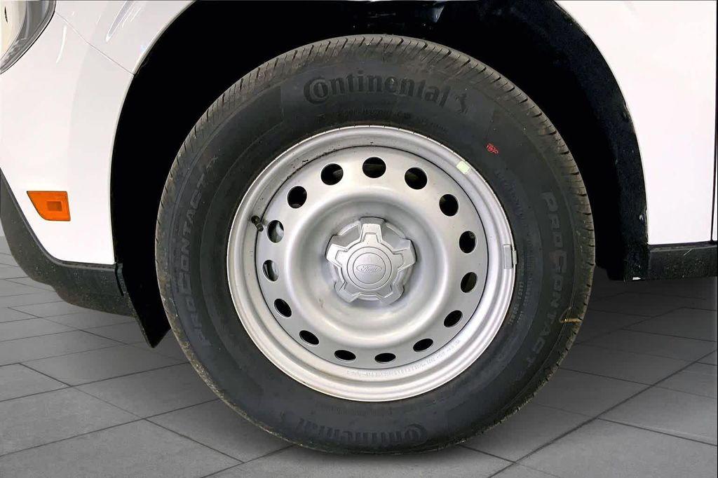 new 2025 Ford Maverick car, priced at $28,471