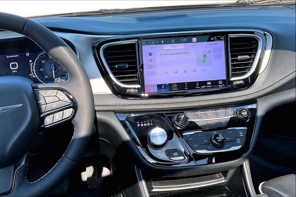 used 2023 Chrysler Pacifica car, priced at $29,585