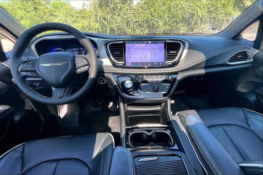 used 2023 Chrysler Pacifica car, priced at $29,585
