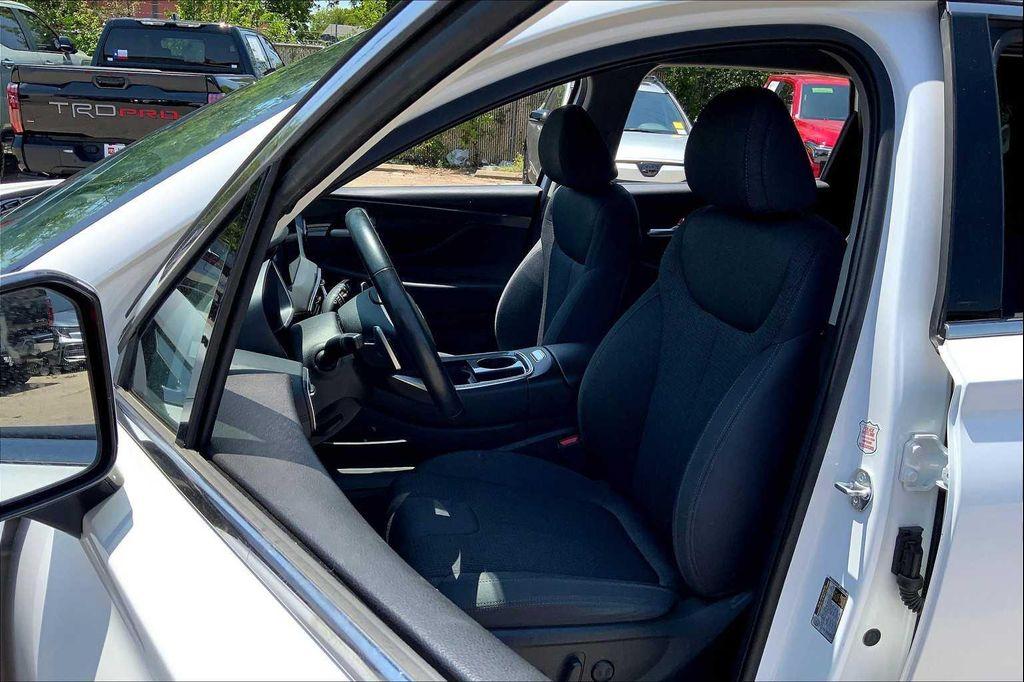 used 2023 Hyundai Santa Fe car, priced at $18,984