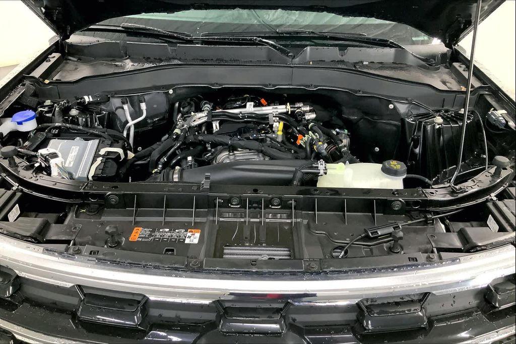 new 2025 Ford Explorer car, priced at $44,165