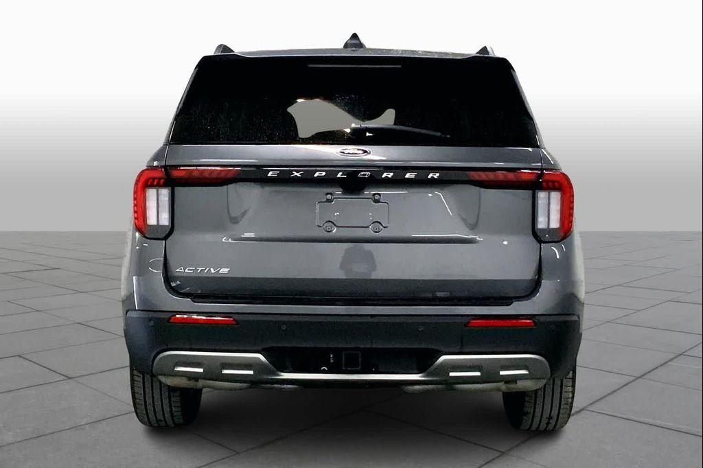 new 2025 Ford Explorer car, priced at $44,165