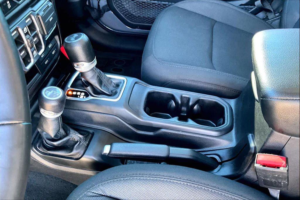 used 2022 Jeep Wrangler Unlimited car, priced at $36,971