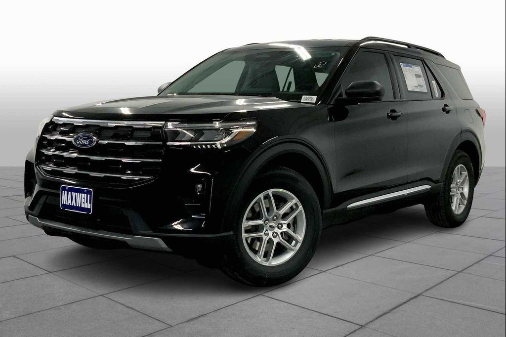 new 2025 Ford Explorer car, priced at $44,165