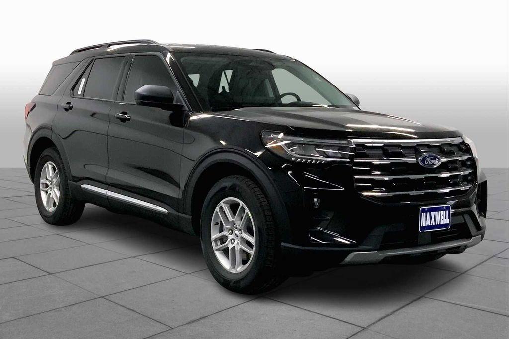 new 2025 Ford Explorer car, priced at $44,165