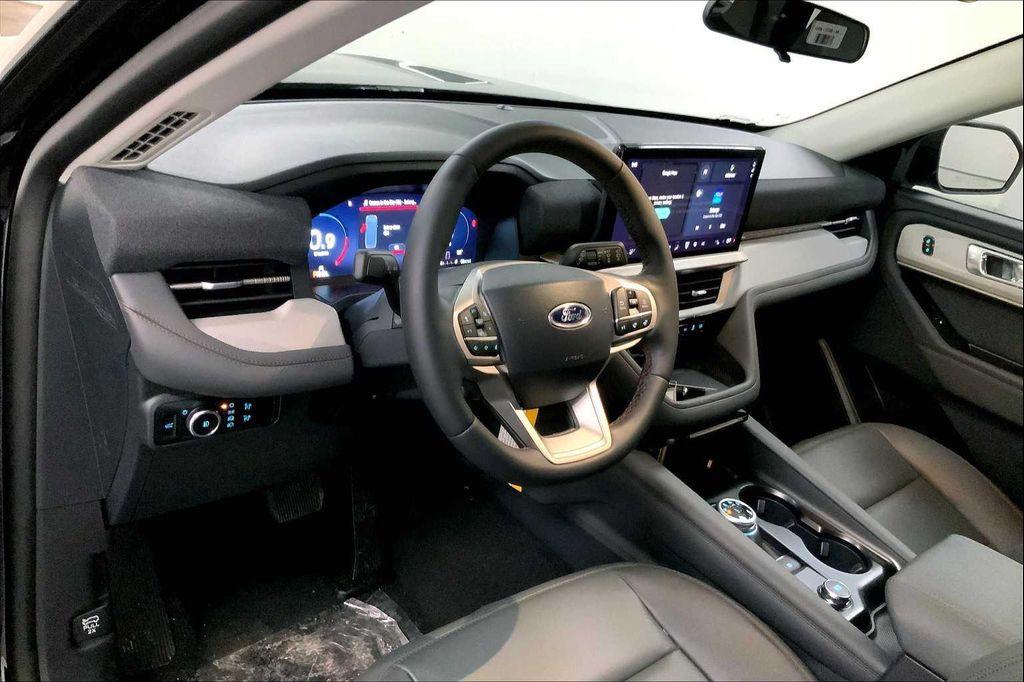 new 2025 Ford Explorer car, priced at $44,165