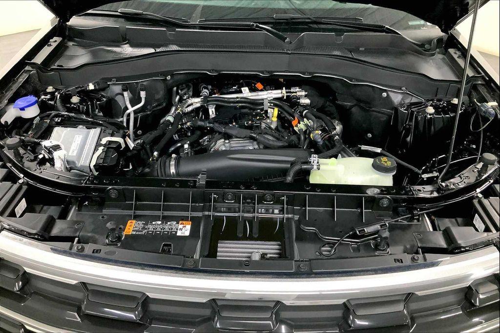 new 2025 Ford Explorer car, priced at $44,165