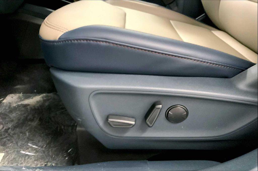 new 2025 Ford Maverick car, priced at $36,511