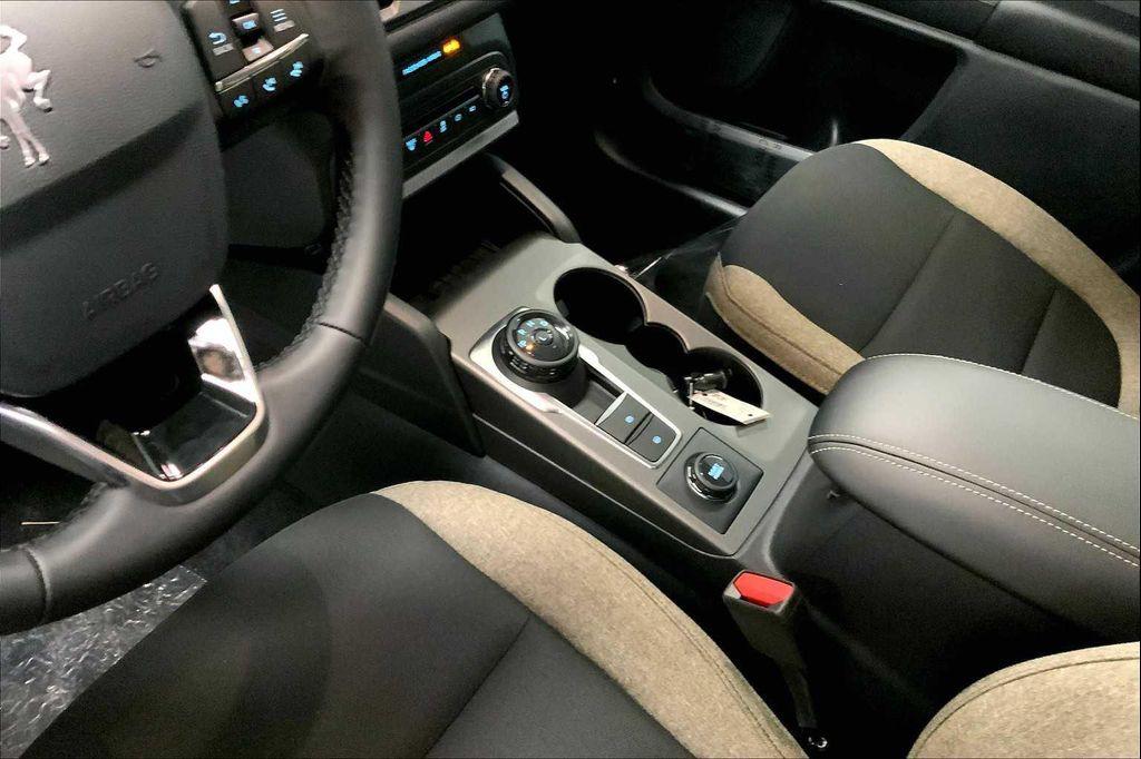 new 2025 Ford Bronco Sport car, priced at $33,585