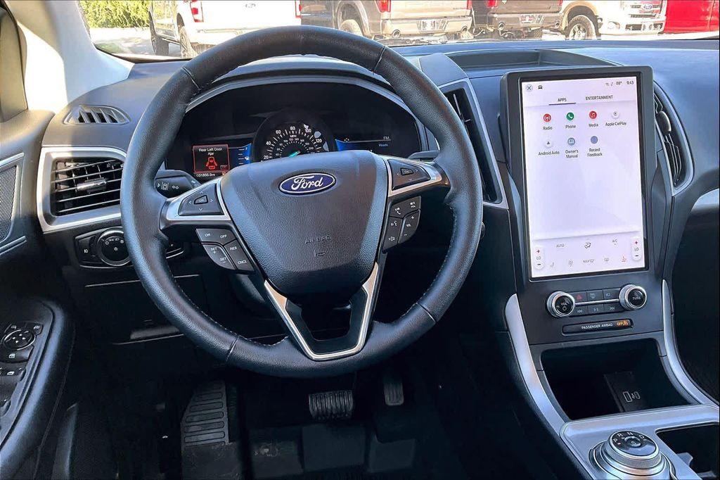 used 2024 Ford Edge car, priced at $25,980