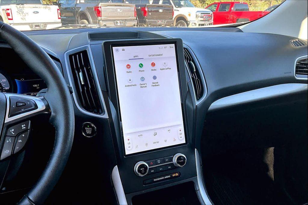 used 2024 Ford Edge car, priced at $25,980