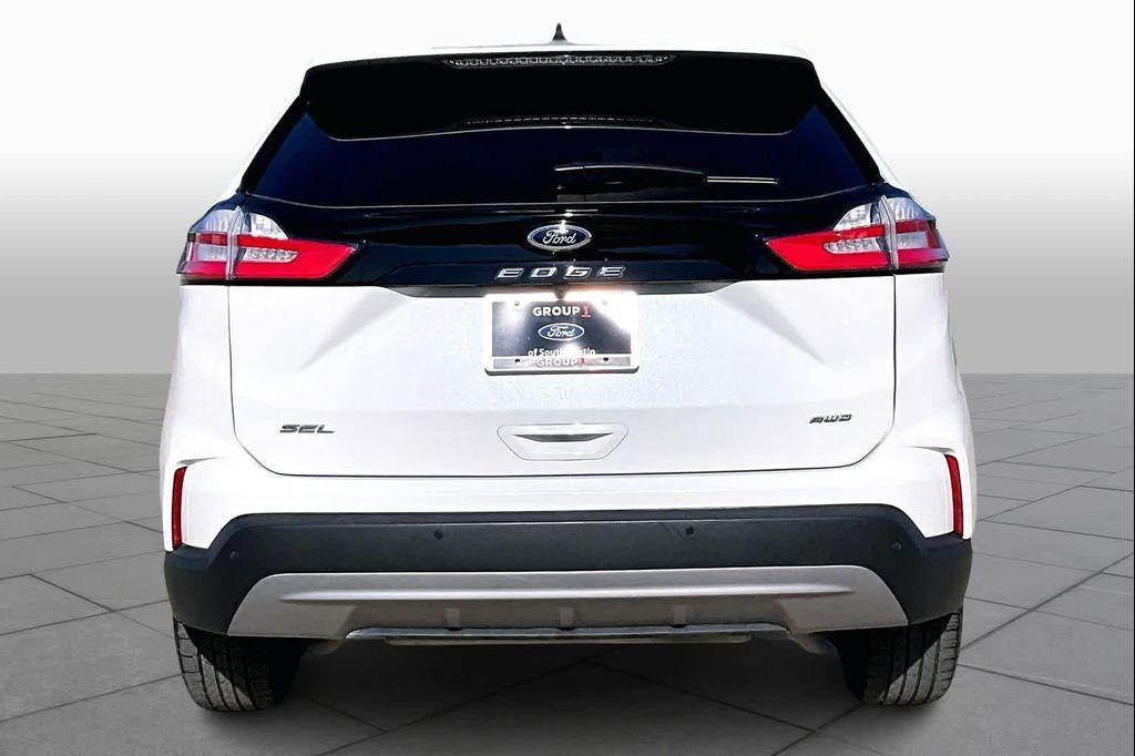 used 2024 Ford Edge car, priced at $25,980