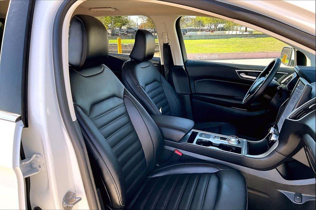 used 2024 Ford Edge car, priced at $25,980