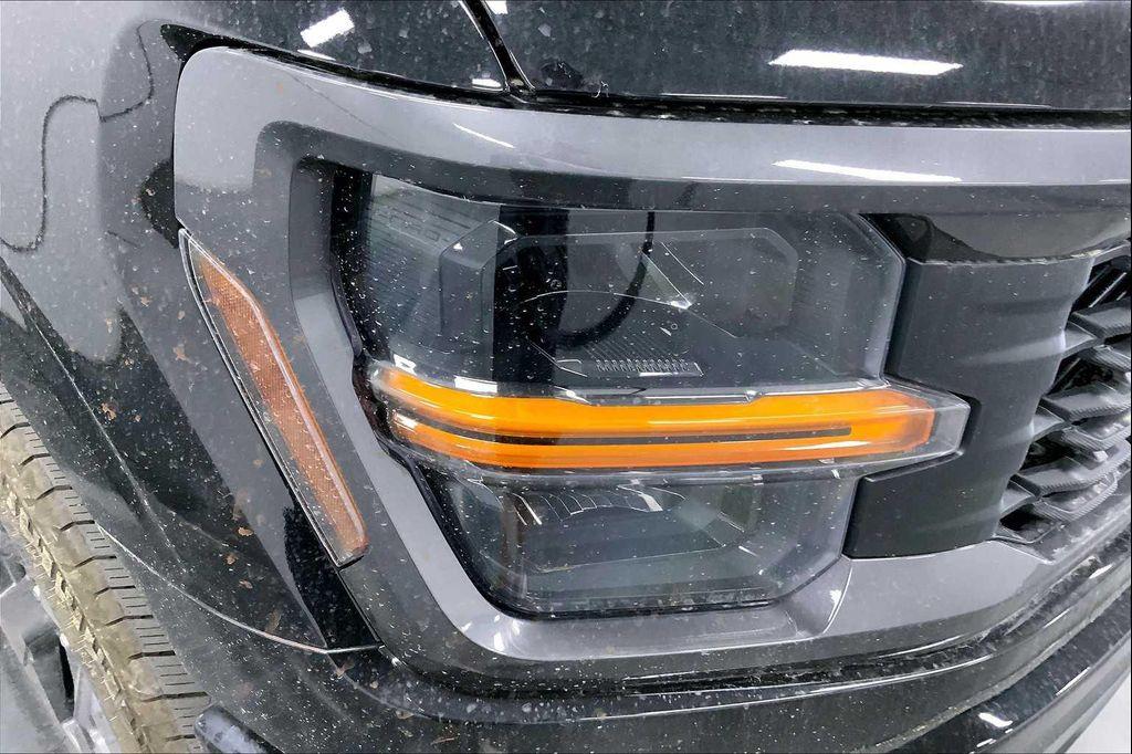 new 2025 Ford F-150 car, priced at $50,270