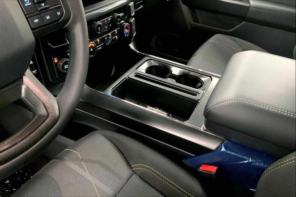 new 2025 Ford F-150 car, priced at $50,270