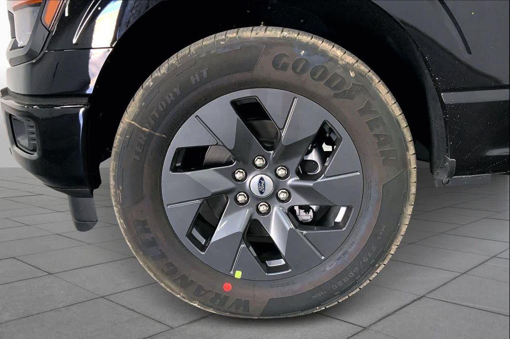 new 2025 Ford F-150 car, priced at $46,730