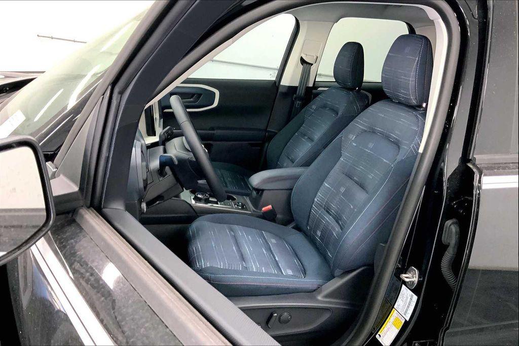 new 2025 Ford Bronco Sport car, priced at $33,712