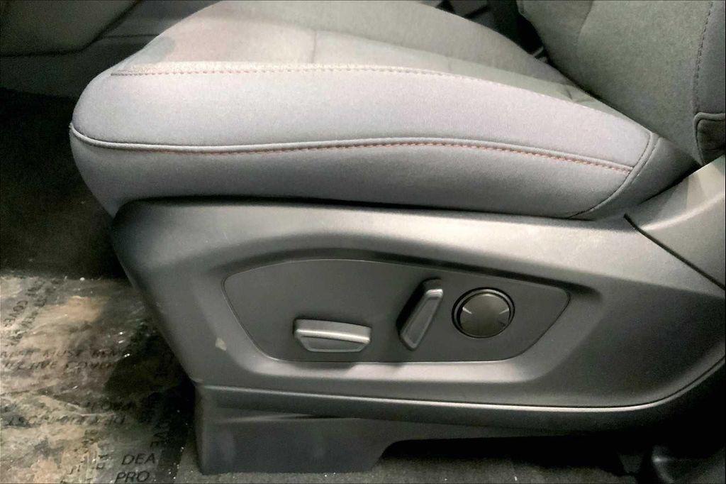 new 2025 Ford Explorer car, priced at $41,440