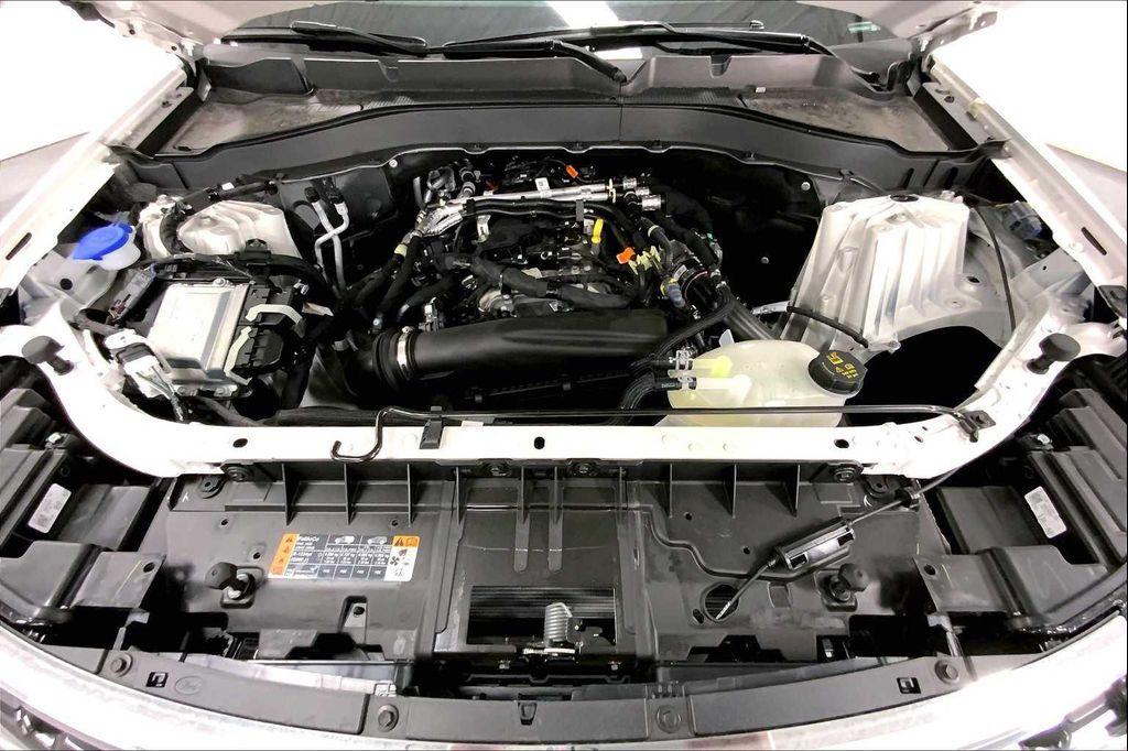 new 2025 Ford Explorer car, priced at $41,440