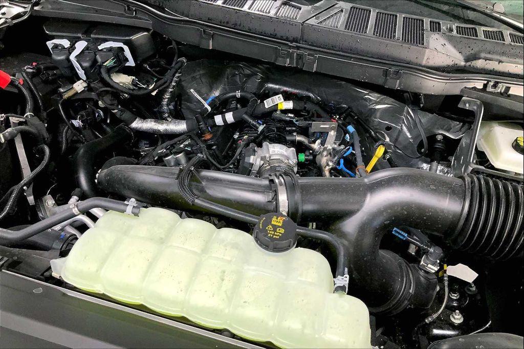 new 2025 Ford F-150 car, priced at $40,895