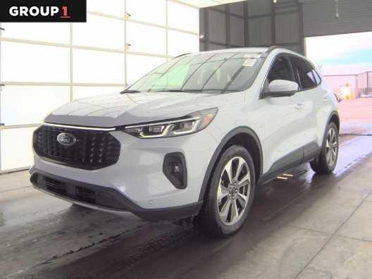 used 2025 Ford Escape car, priced at $29,971