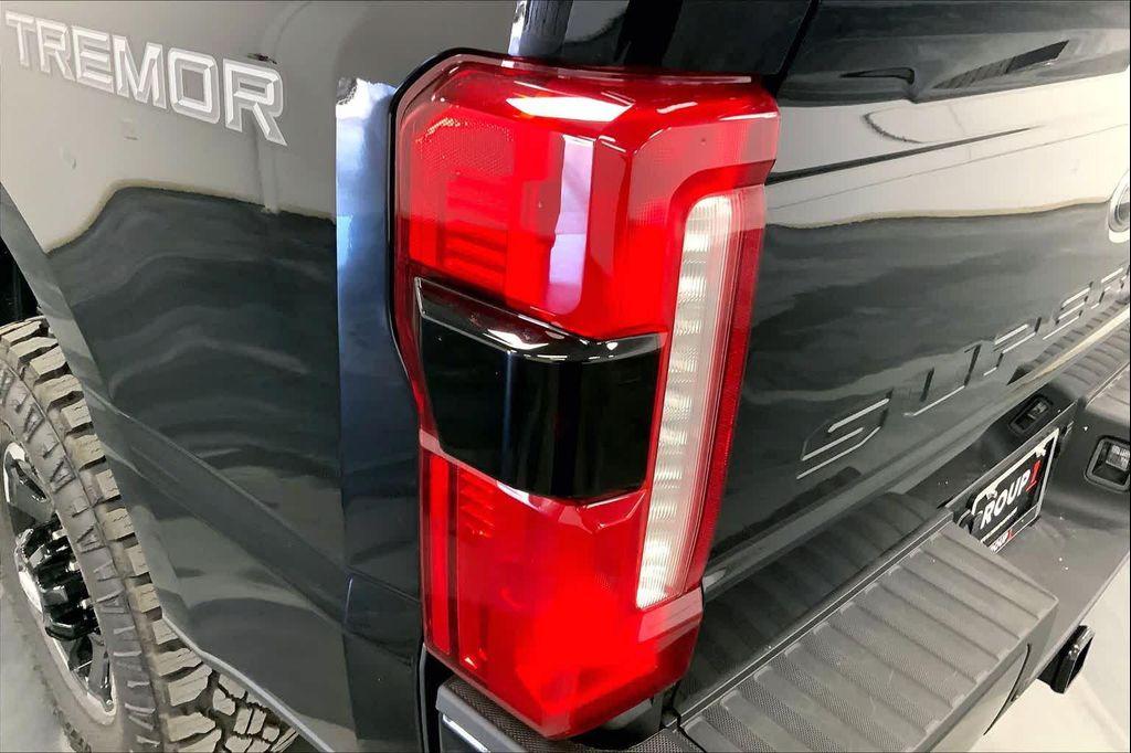 new 2025 Ford F-250 car, priced at $84,628