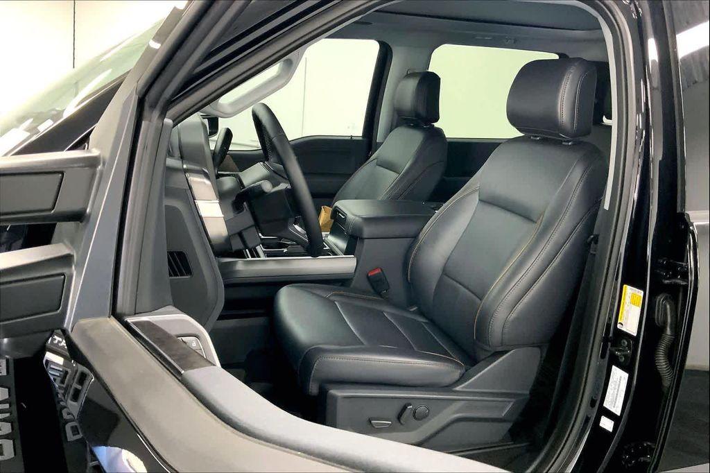 new 2025 Ford F-250 car, priced at $84,628