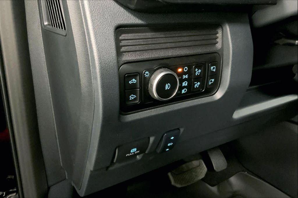 new 2025 Ford F-250 car, priced at $84,628