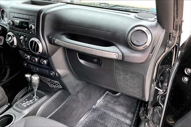 used 2015 Jeep Wrangler Unlimited car, priced at $18,763