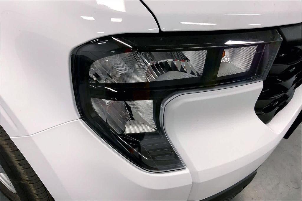 new 2025 Ford Maverick car, priced at $29,582