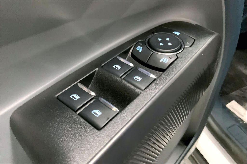 new 2025 Ford Maverick car, priced at $29,582