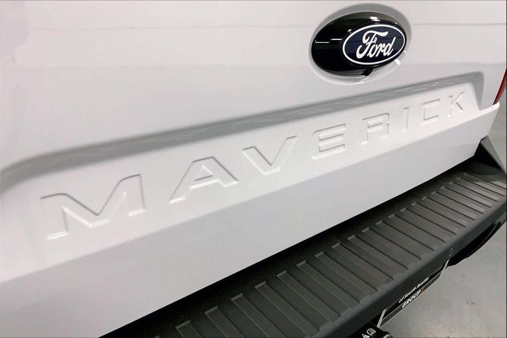 new 2025 Ford Maverick car, priced at $29,582