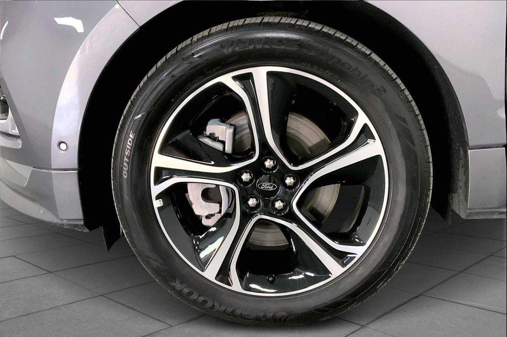 used 2024 Ford Edge car, priced at $34,983