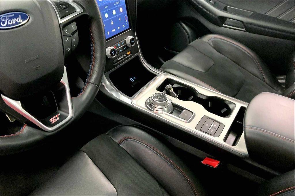 used 2024 Ford Edge car, priced at $34,983