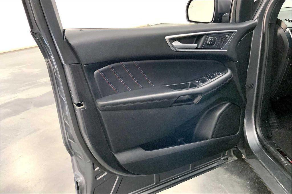 used 2024 Ford Edge car, priced at $34,983