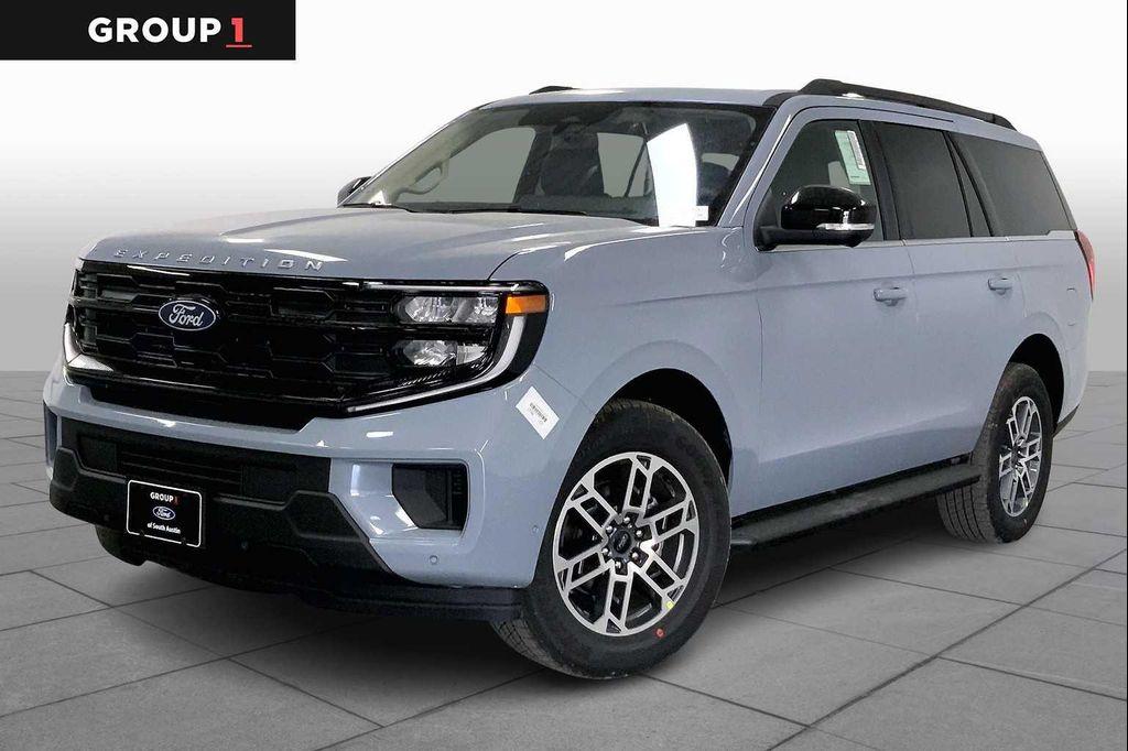 new 2025 Ford Expedition car, priced at $65,989