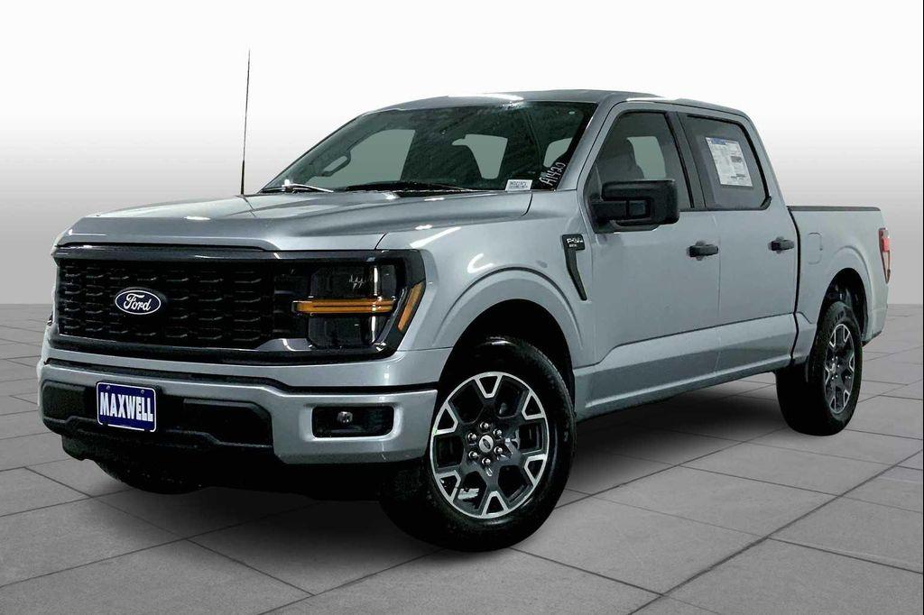 new 2025 Ford F-150 car, priced at $42,668