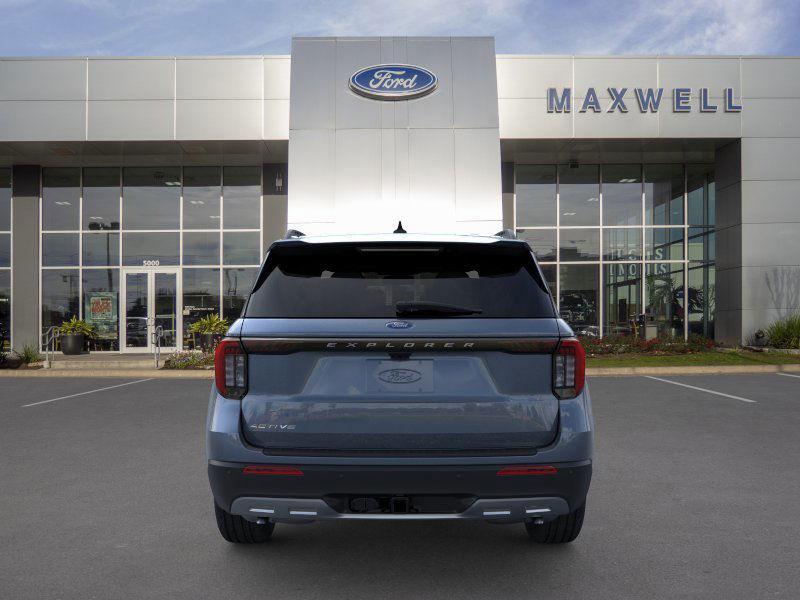 new 2025 Ford Explorer car, priced at $45,760