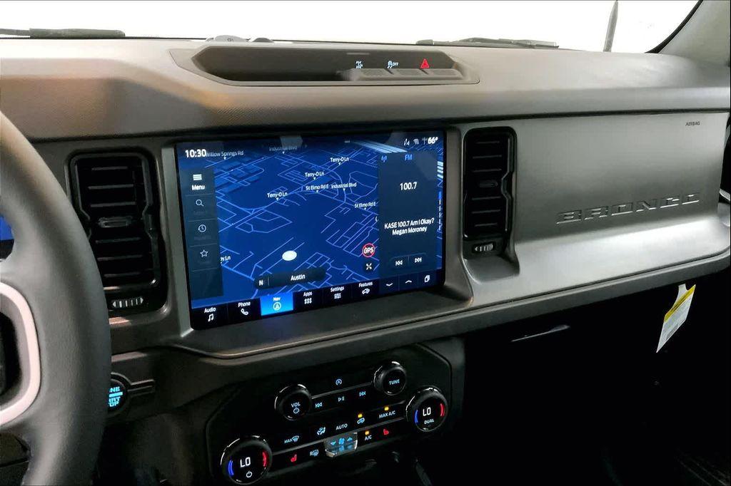 new 2025 Ford Bronco car, priced at $41,485