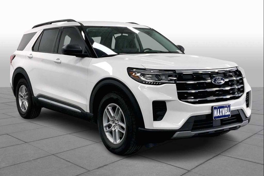 new 2025 Ford Explorer car, priced at $37,488