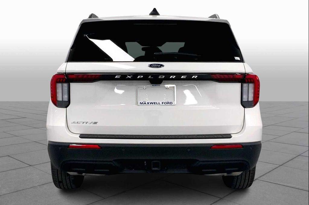 new 2025 Ford Explorer car, priced at $37,488