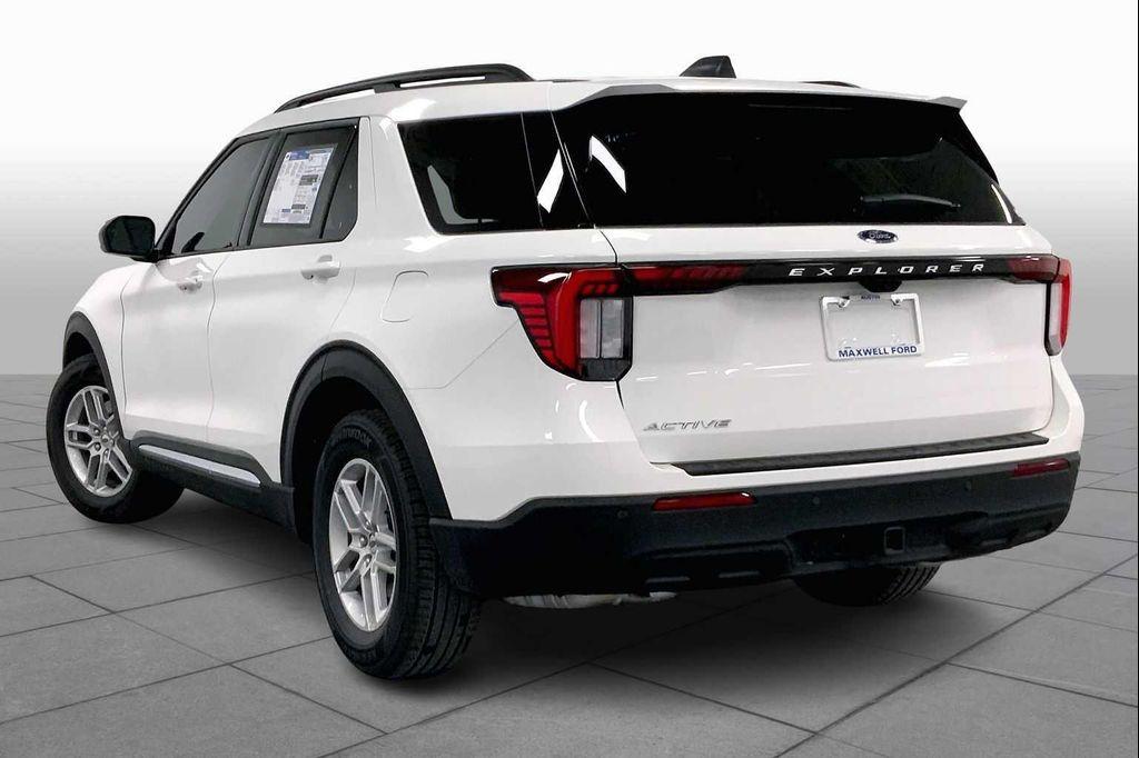 new 2025 Ford Explorer car, priced at $37,488
