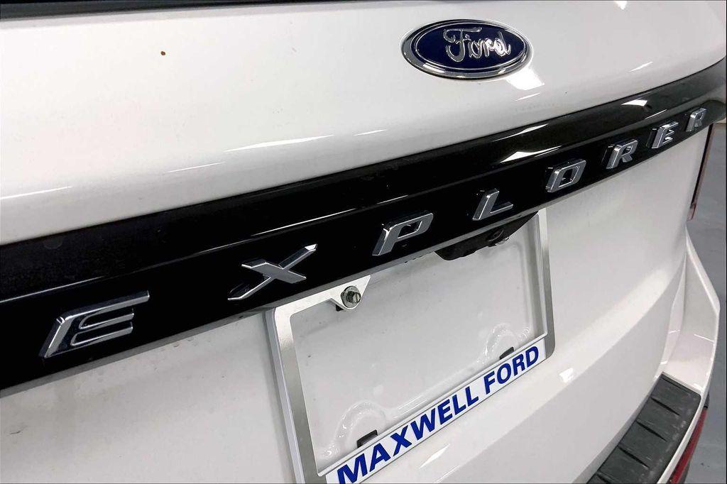 new 2025 Ford Explorer car, priced at $37,488