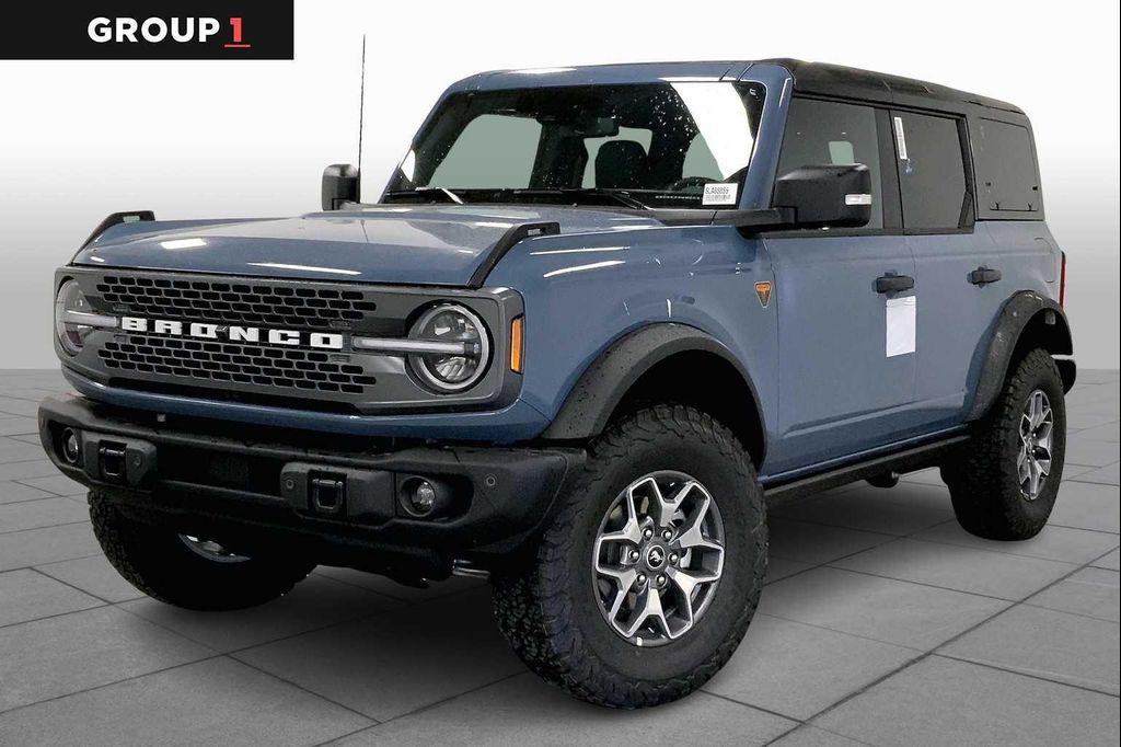 new 2025 Ford Bronco car, priced at $56,676