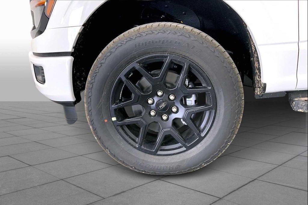 new 2025 Ford F-150 car, priced at $52,580
